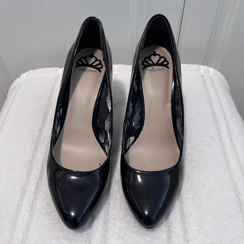 Fergalicious by Fergie “Caroline” Black Patent High Heel Pumps/Size 9.5.